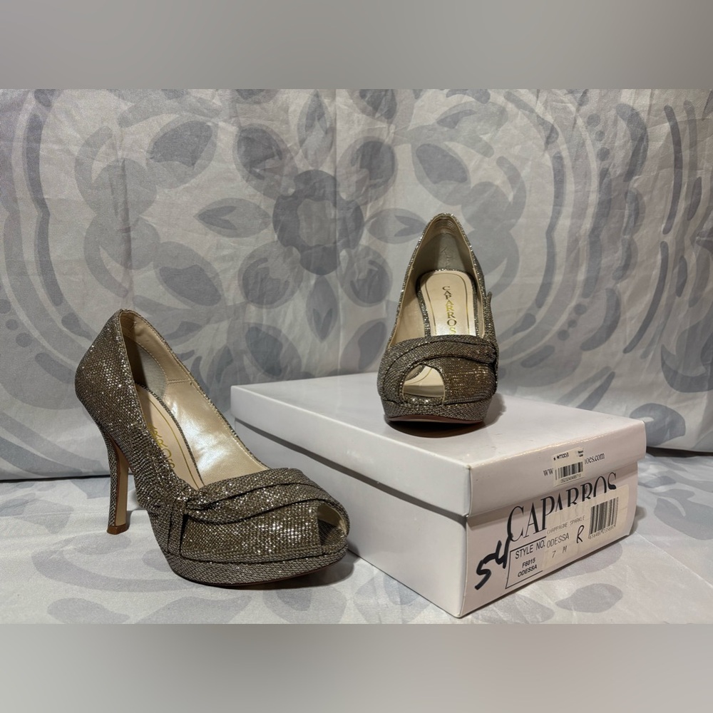 Caparros Odessa Satin Peep-Toe Pumps Champagne Wedding Shoes Women's 7 - IN BOX